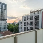 Апартаменты Cozy Loft With Jacuzzi Bath Near Center & Free Street Parking *
