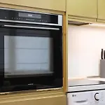 Cozy Loft With Jacuzzi Bath Near Center & Free Street Parking Апартаменты *