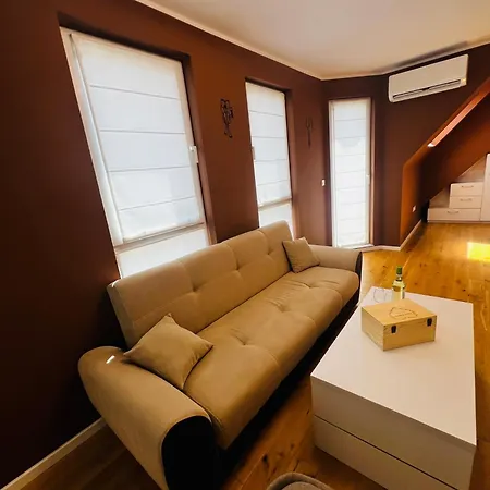 Heart & Honey - The Romantic Loft