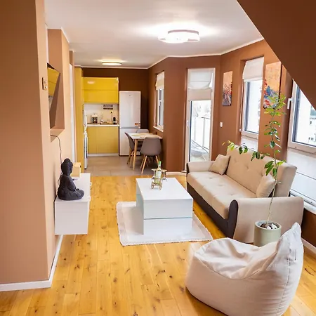 Cozy Loft With Jacuzzi Bath Near Center & Free Street Parking Апартаменты