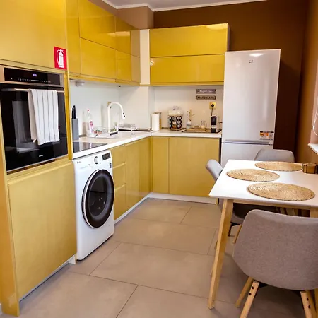 Cozy Loft With Jacuzzi Bath Near Center & Free Street Parking * Пловдив