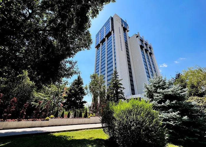 Romantic Loft With Jacuzzi Bath Near Center شقة *